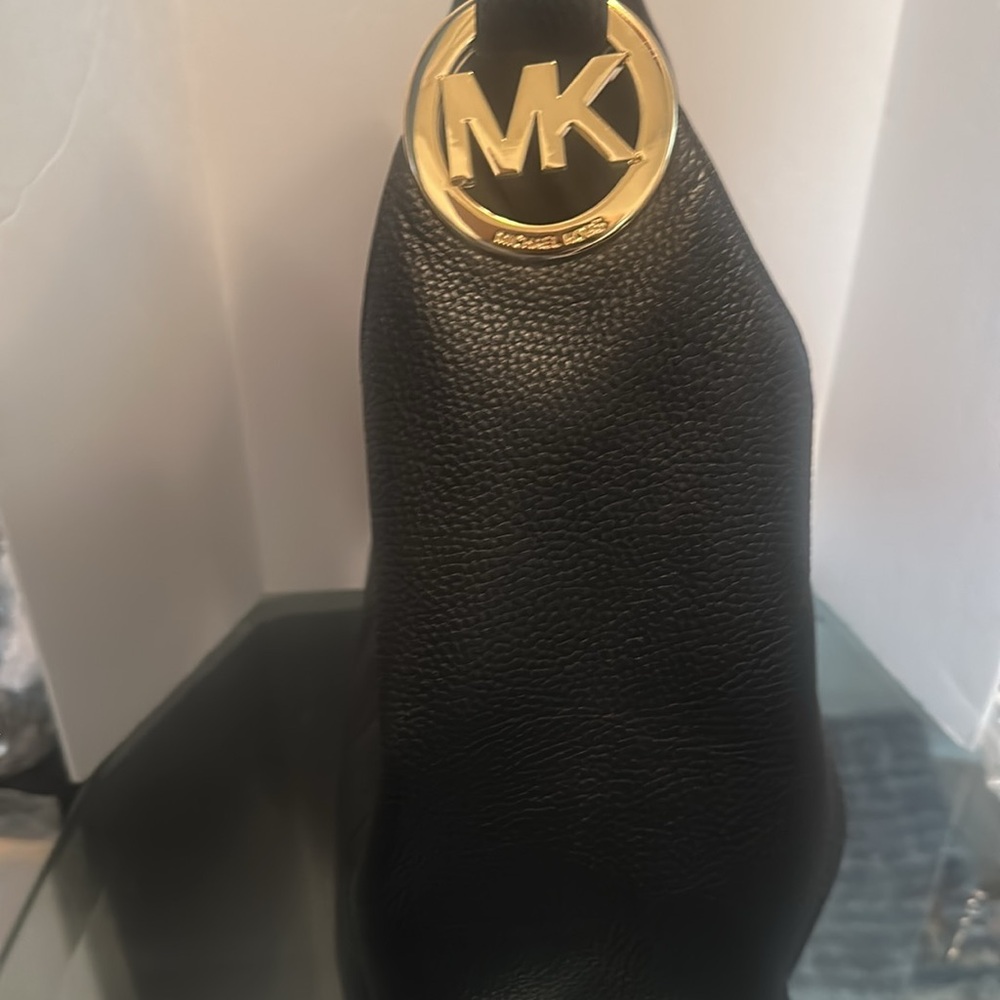 Michael Kors Black Hobo Bag with Textured Leather very good condition. - Picture 16 of 17